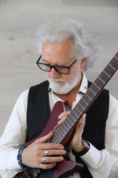 Lezioni di chitarra moderna - Foto 1